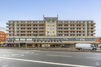 191-217 Finchley Rd, London for rent Primary Photo- Image 1 of 3