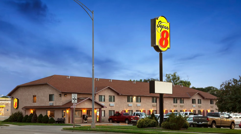 1320 Lincoln St, Concordia 66901 UK