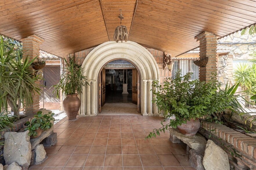 Hospitality in Cenes de la Vega, Granada for sale - Building Photo - Image 3 of 40