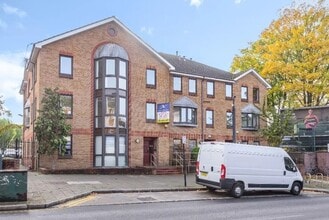 58 Station Rd, Harrow to rent Building Photo- Image 1 of 7