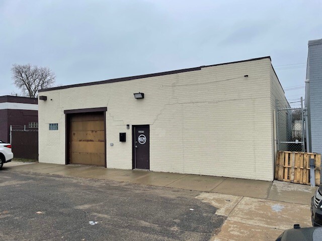 22813 Dequindre Rd, Hazel Park, MI for sale - Building Photo - Image 1 of 12