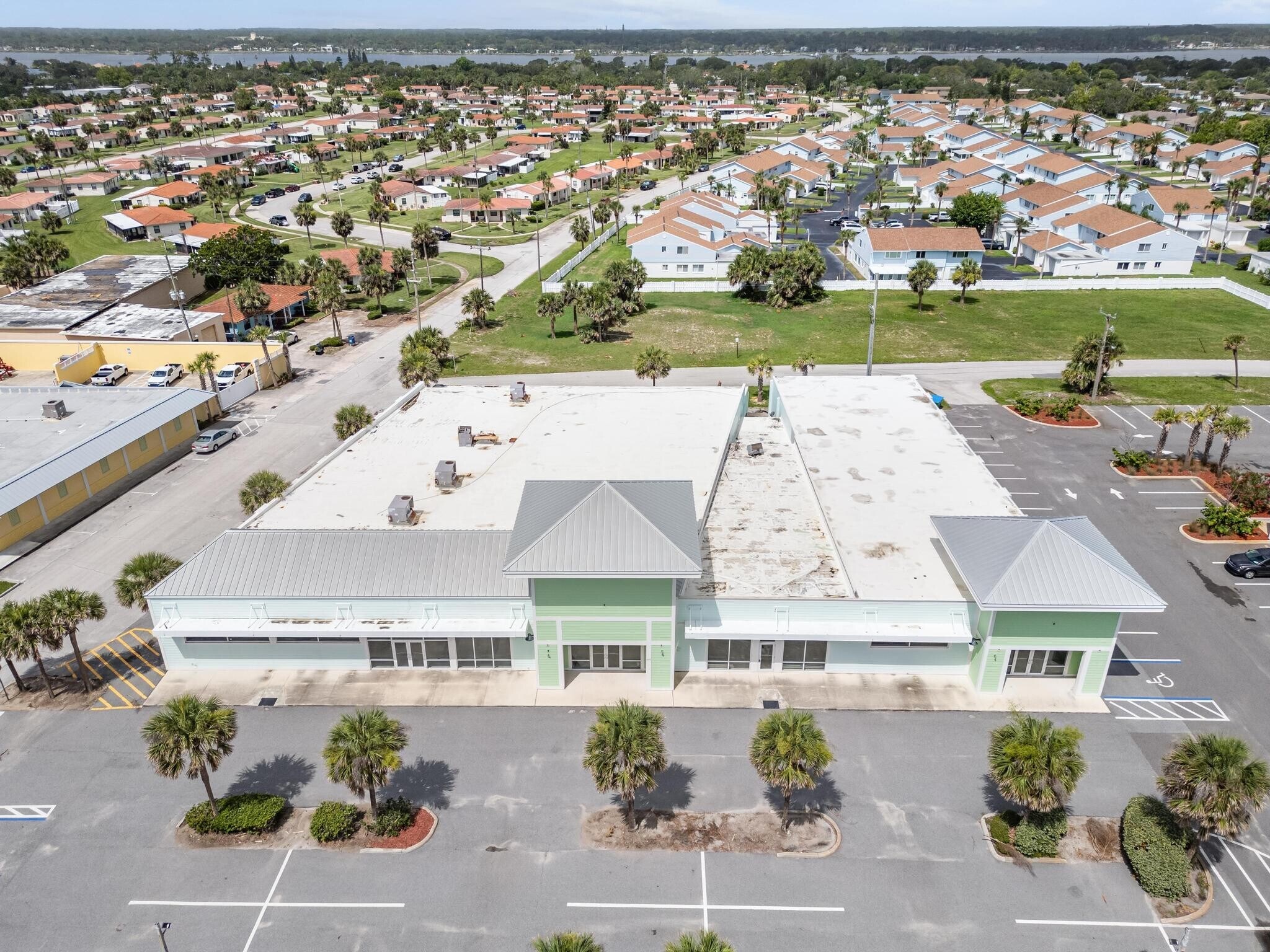 620 S Atlantic Ave, Ormond Beach, FL to rent Building Photo- Image 1 of 8