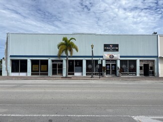 More details for 200-208 Avenue A, Fort Pierce, FL - Retail for Rent