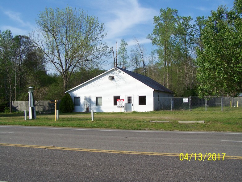 38563 General Mahone Blvd, Zuni, VA for sale - Primary Photo - Image 1 of 1