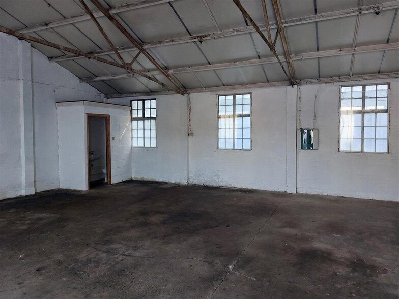 45 Wymeswold Industrial Park, Loughborough to rent - Building Photo - Image 3 of 11