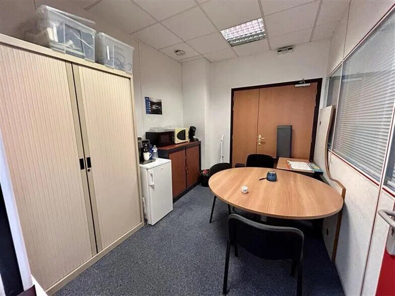 Office in Dijon to rent - Interior Photo - Image 3 of 10