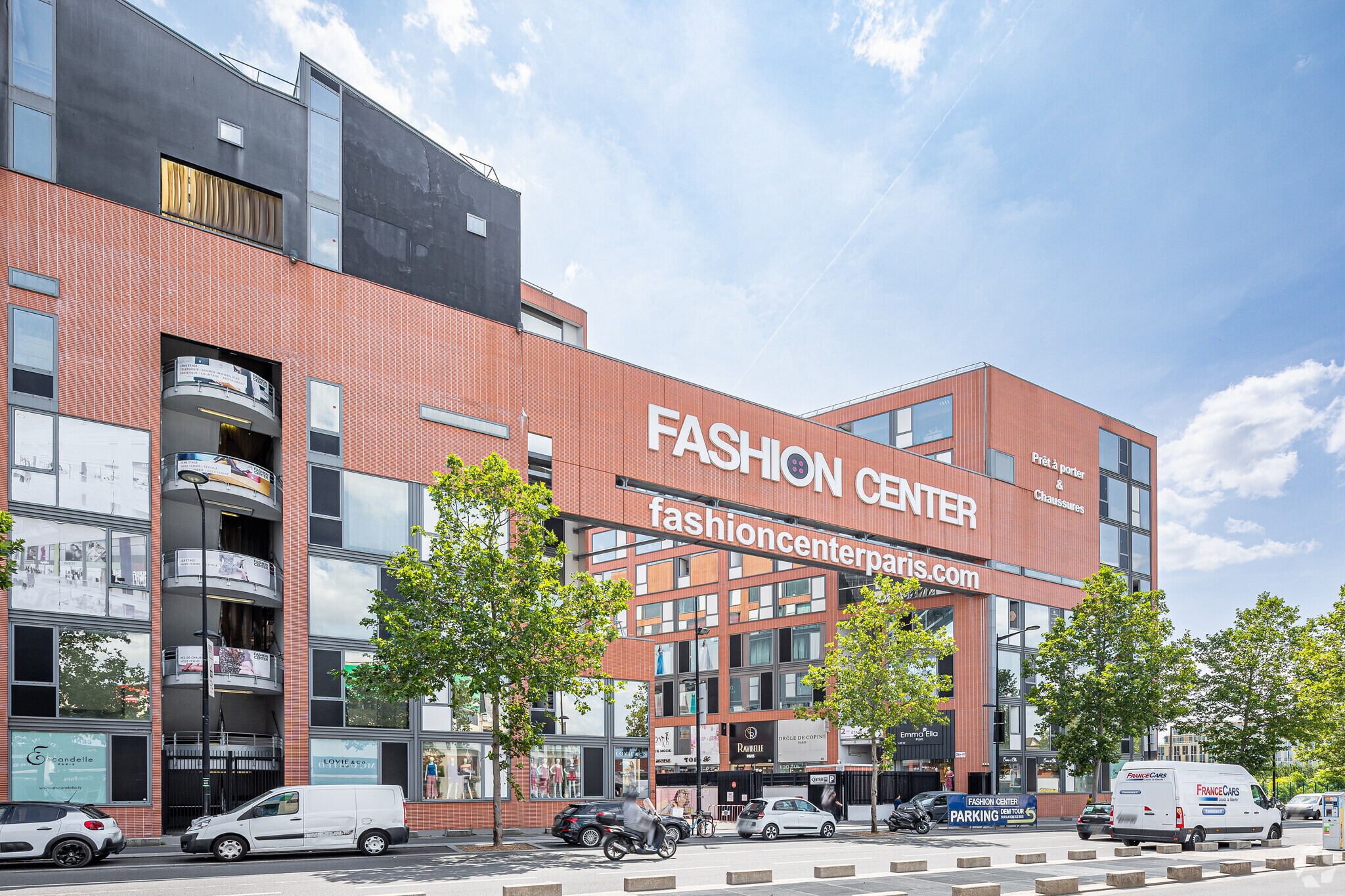 23 Rue Madeleine Vionnet, Aubervilliers to rent Primary Photo- Image 1 of 6