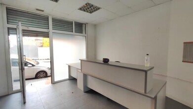 Retail in Manresa, Barcelona to rent Interior Photo- Image 2 of 7