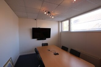 22 Strand St, Poole to rent Interior Photo- Image 1 of 5