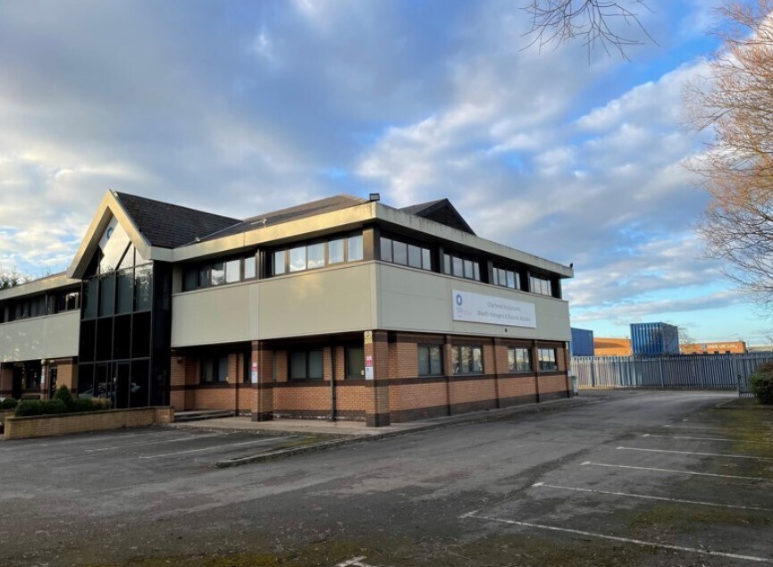Townsend Dr, Nuneaton for sale Building Photo- Image 1 of 1