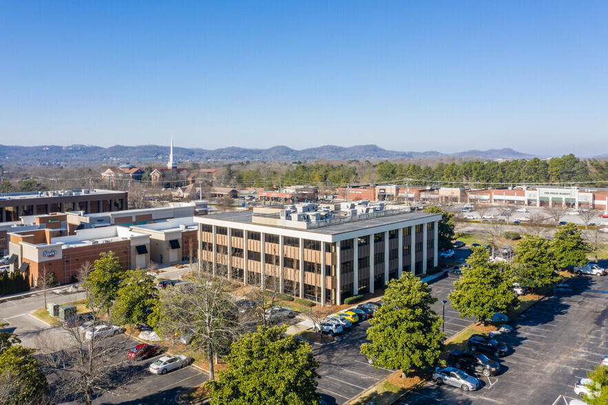 7000 Executive Center Dr, Brentwood, TN for rent - Building Photo - Image 2 of 17