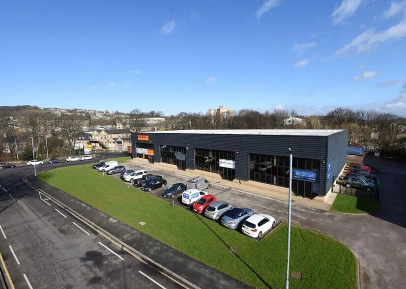 Beck Rd, Huddersfield for sale - Building Photo - Image 1 of 1