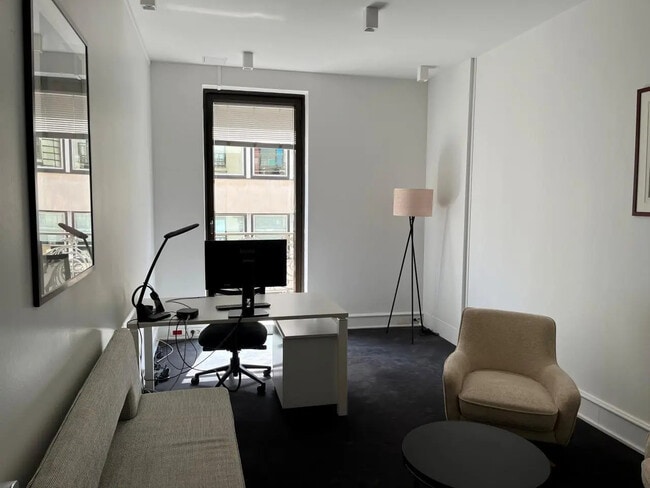 Location Bureaux 24 m² à 49 m²
