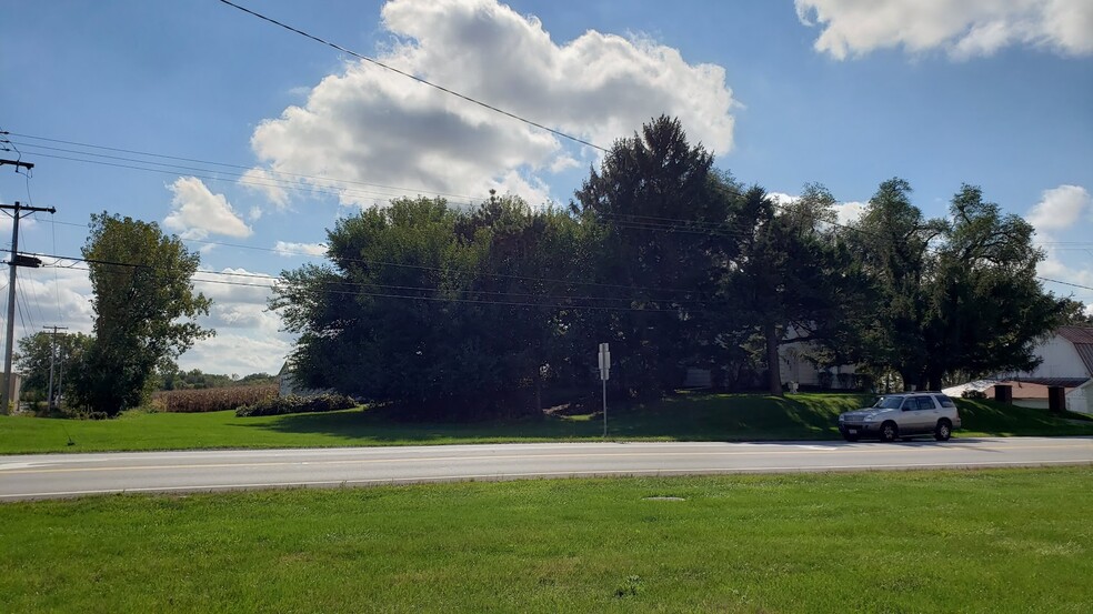 460 Airport Hwy, Wauseon, OH for sale - Primary Photo - Image 1 of 20