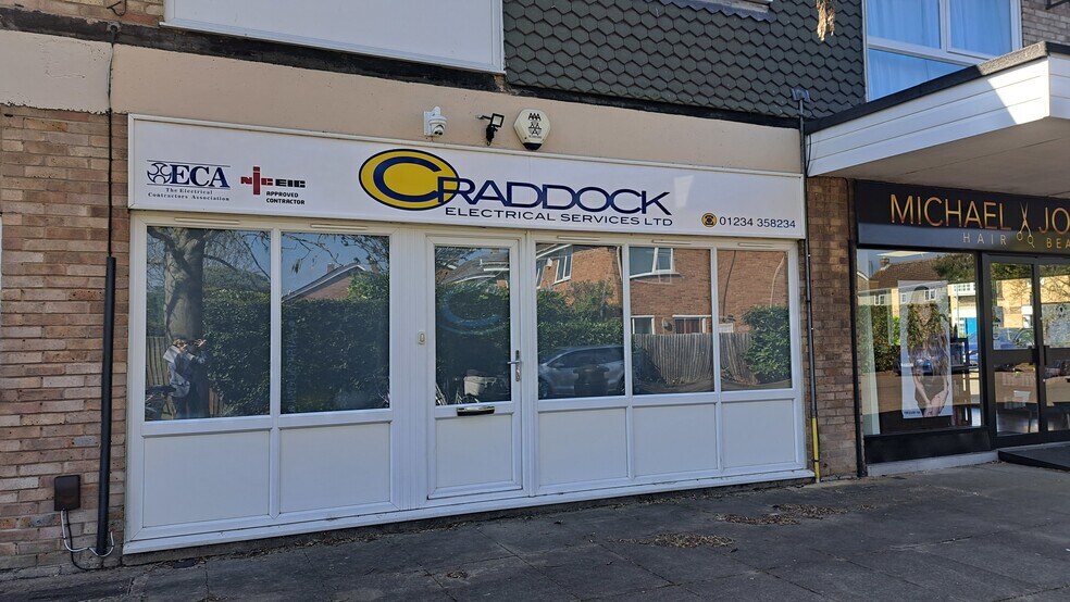 1-2 Barnstaple Rd, Bedford for sale - Primary Photo - Image 1 of 1