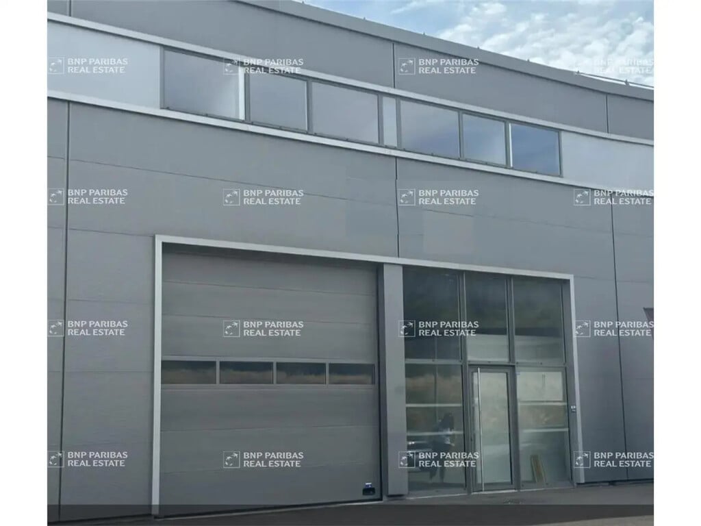 Location Local d'activités 360 m² - Photo 1