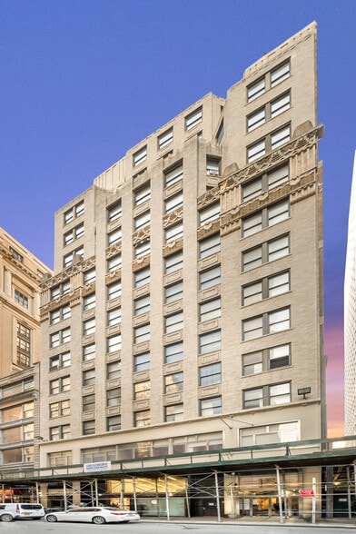 15 W 39th St, New York, NY to rent - Building Photo - Image 2 of 7