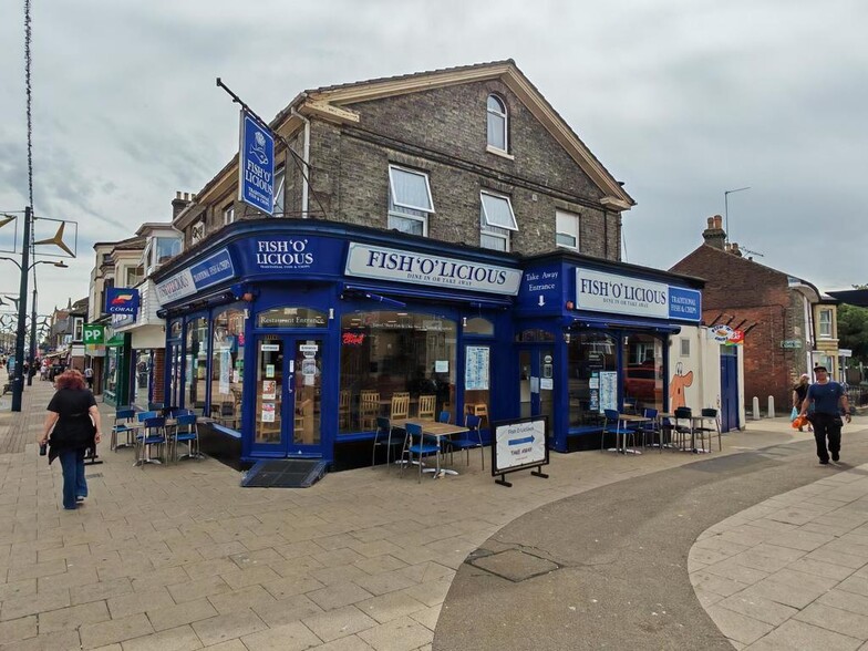 113 Regent Rd, Great Yarmouth to rent - Building Photo - Image 1 of 2