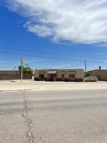 7311 Marsha Sharp Fwy, Lubbock, TX for sale - Primary Photo - Image 1 of 1