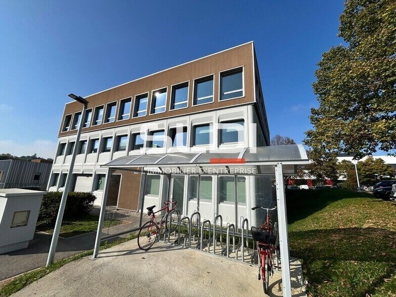 3 Chemin Du Jubin, Dardilly to rent - Building Photo - Image 2 of 16