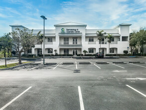 260 SW Natura Ave, Deerfield Beach, FL for rent Building Photo- Image 1 of 18