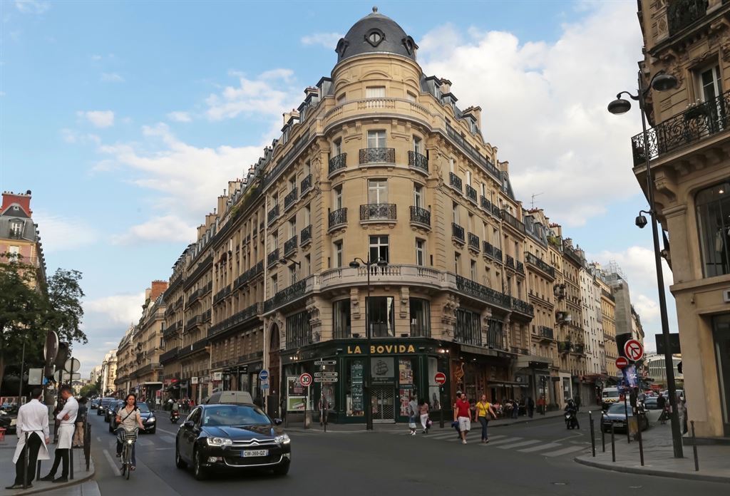 Office in Paris for sale Building Photo- Image 1 of 5