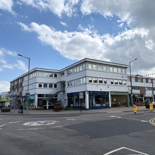 Woodside Rd, Amersham for sale - Building Photo - Image 1 of 1