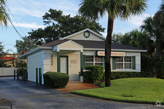 2502 Acorn St, Fort Pierce, FL for rent Primary Photo- Image 1 of 4