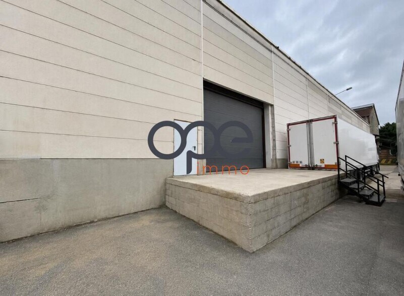Industrial in Mitry-Mory for sale - Building Photo - Image 2 of 5