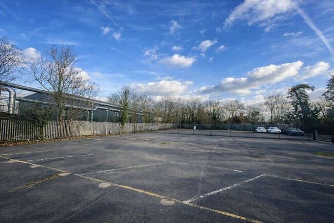 More details for Tolpits Ln, Watford - Light Industrial to Rent
