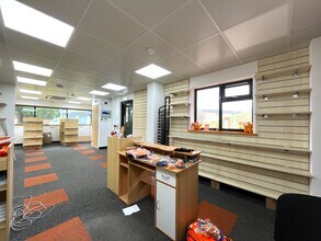 40 Bowthorpe Employment Area, Norwich to rent Interior Photo- Image 2 of 7