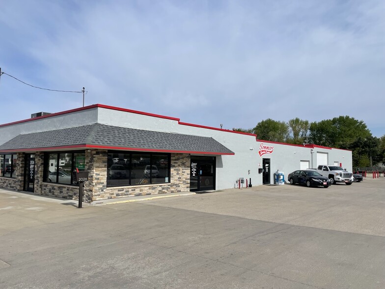 2026 W 6th Ave, Emporia, KS for sale - Building Photo - Image 1 of 1