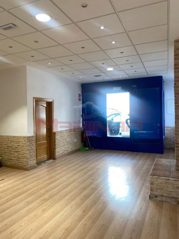 Retail in Borox, Toledo to rent Interior Photo- Image 1 of 4