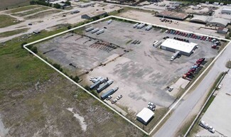 More details for 1815 E Hicks Field Rd, Fort Worth, TX - Industrial for Rent