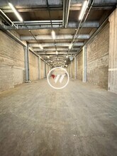 Industrial in Garges-lès-Gonesse to rent Interior Photo- Image 1 of 4