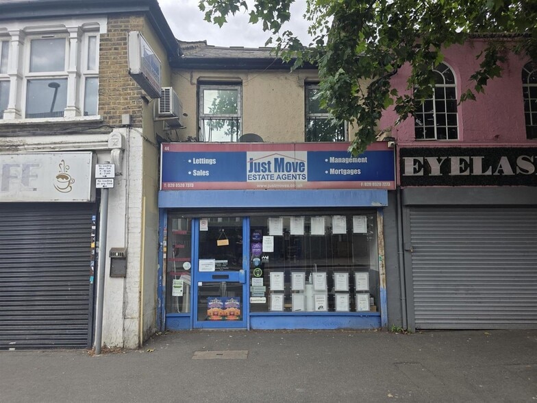 44 Hoe St, London to rent - Building Photo - Image 1 of 8