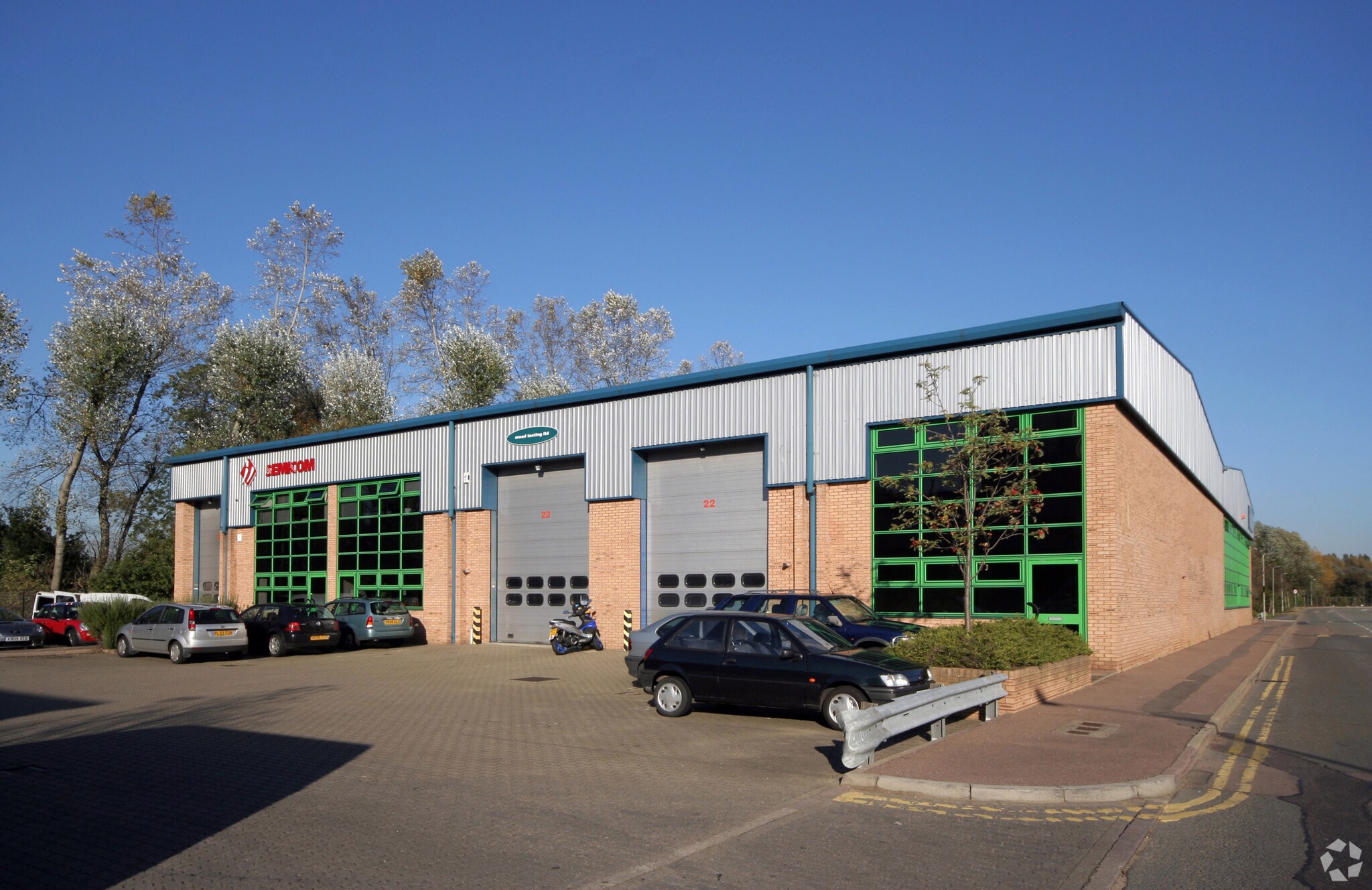 Mead Park, Riverway, Harlow for sale Primary Photo- Image 1 of 1