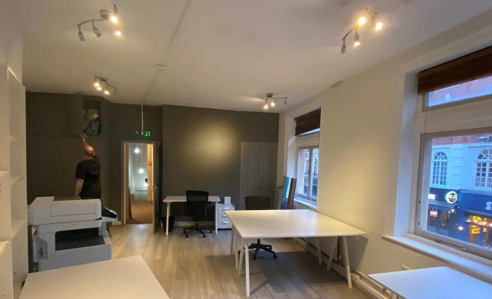 5 Irving St, London to rent - Building Photo - Image 2 of 5