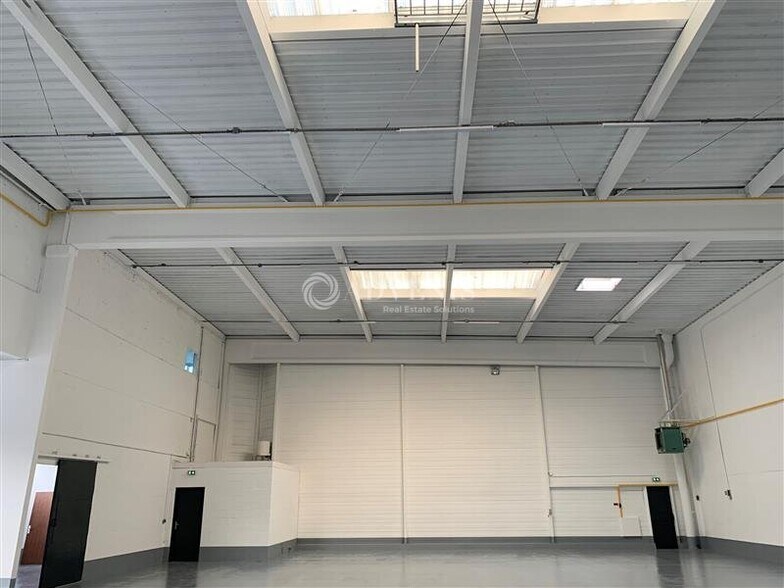 Light Industrial in Bonneuil Sur Marne to rent - Interior Photo - Image 3 of 5