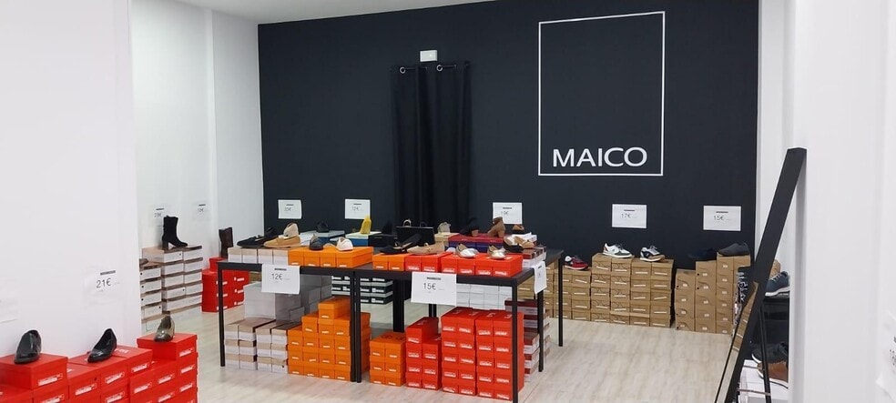 Blas, 38, Elche, Alicante for sale - Interior Photo - Image 3 of 20