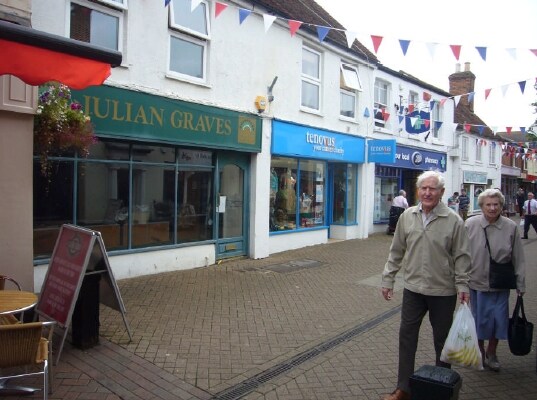 19-19A High St, Southampton for sale Primary Photo- Image 1 of 1