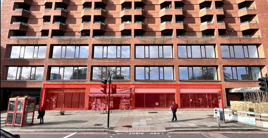 125 Finchley Rd, London to rent - Building Photo - Image 3 of 15