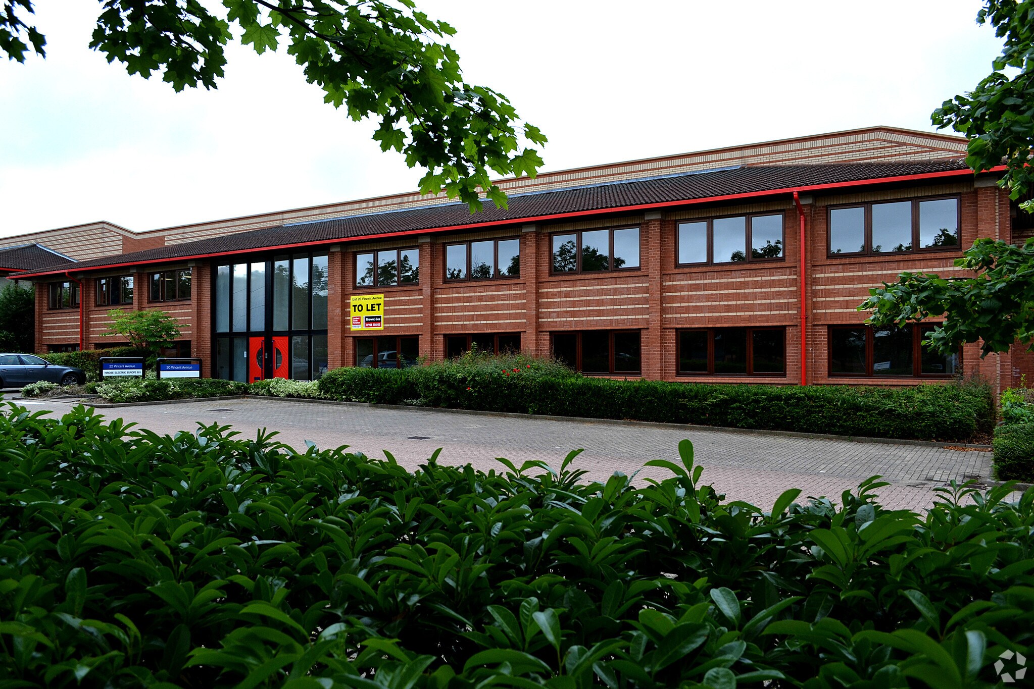 20-22 Vincent Ave, Milton Keynes for sale Primary Photo- Image 1 of 1