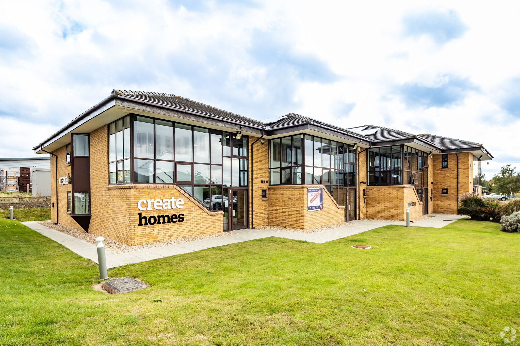 Hallam Way, Blackpool to rent Primary Photo- Image 1 of 3