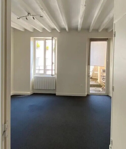 Office in Ville-d'Avray to rent - Building Photo - Image 2 of 6