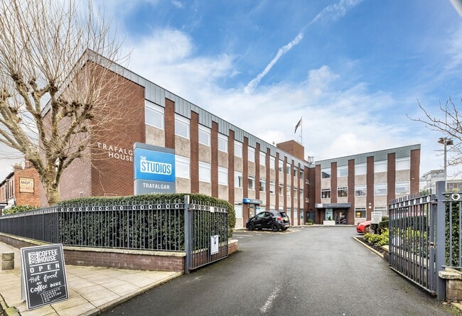 More details for 110 Manchester Rd, Altrincham - Office to Rent