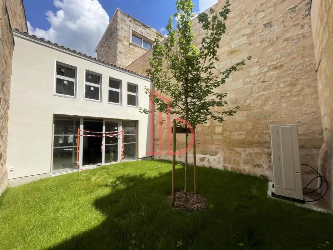 Office in Bordeaux for sale Building Photo- Image 1 of 6