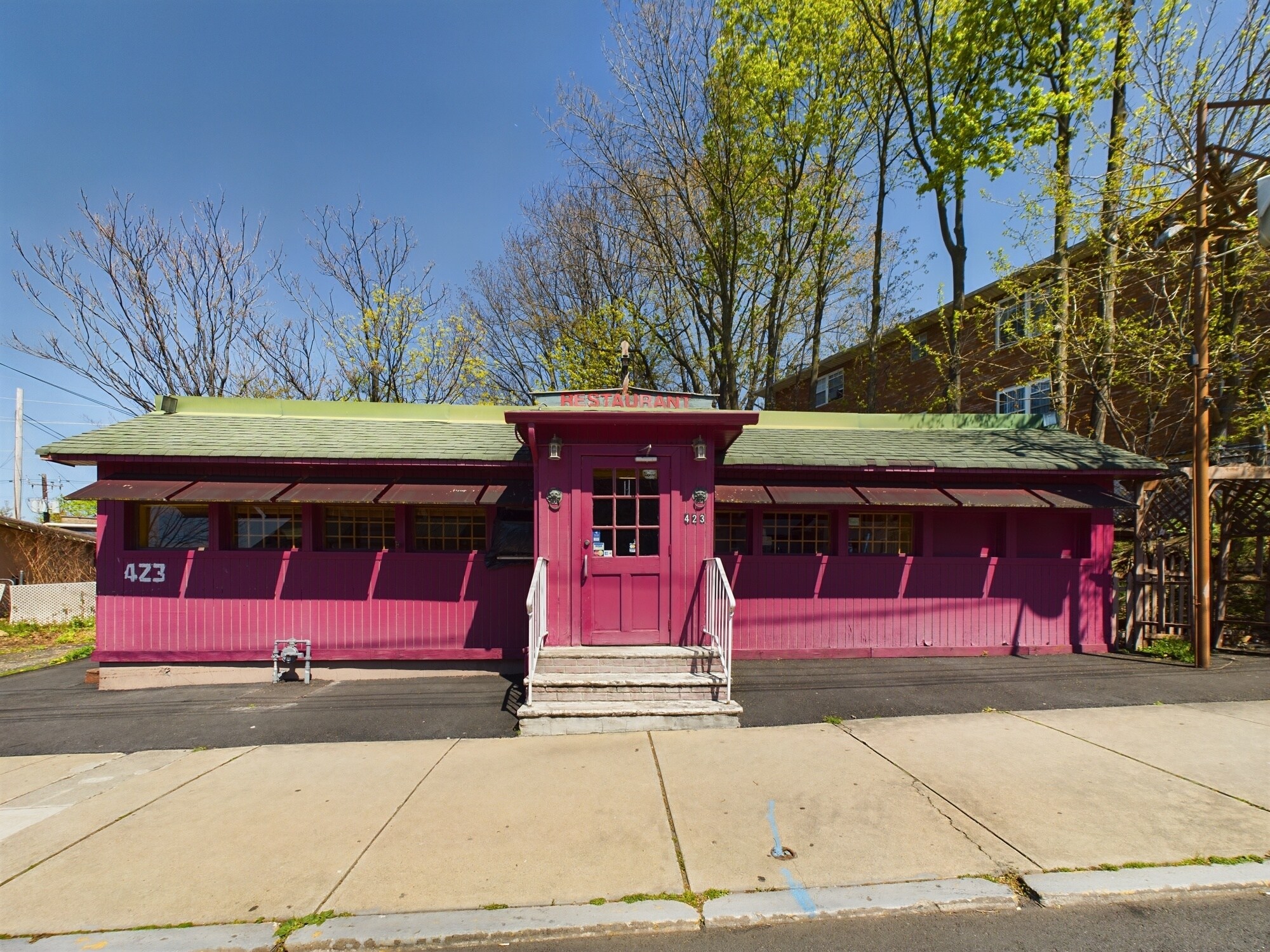 423 Paterson Ave, East Rutherford, NJ for sale Building Photo- Image 1 of 1