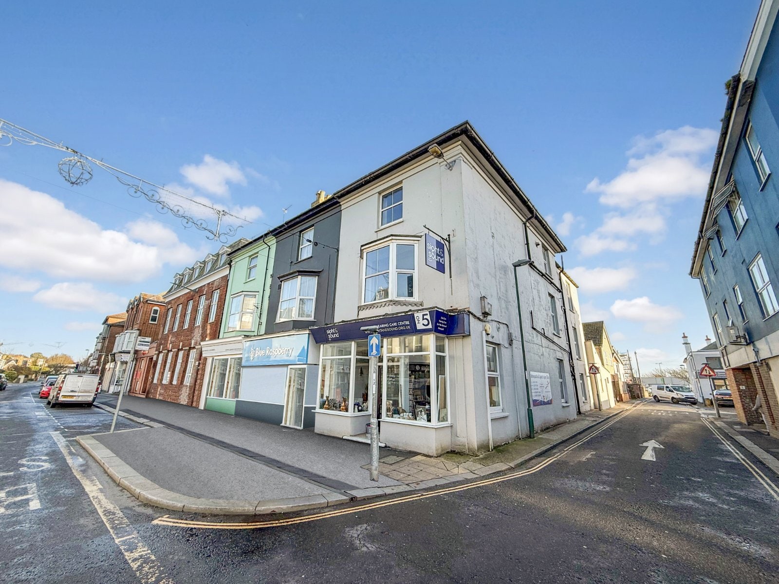 5 High St, Bognor Regis to rent Building Photo- Image 1 of 5