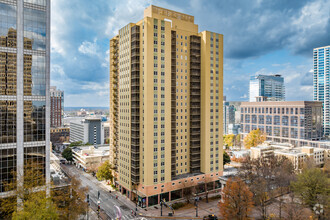 300 Peachtree St NE, Atlanta, GA for sale Primary Photo- Image 1 of 1